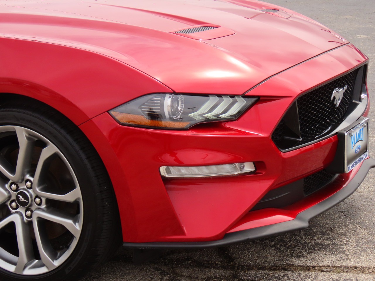 used 2022 Ford Mustang car, priced at $38,999