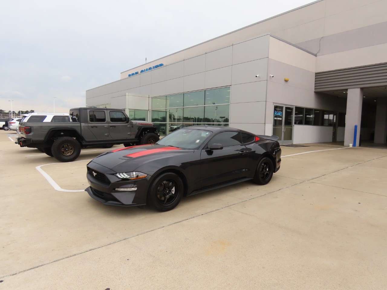 used 2022 Ford Mustang car, priced at $27,999