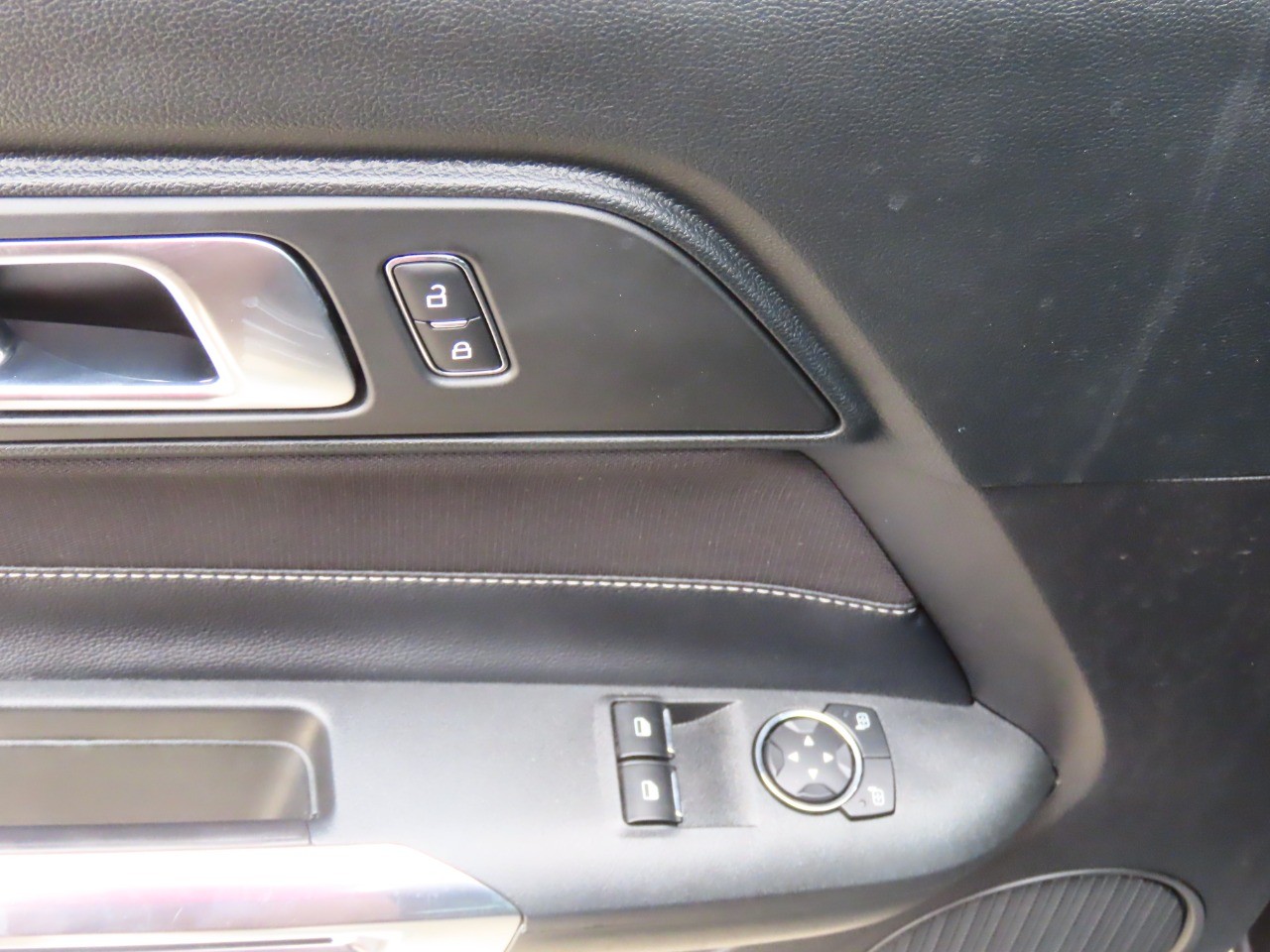 used 2022 Ford Mustang car, priced at $27,999