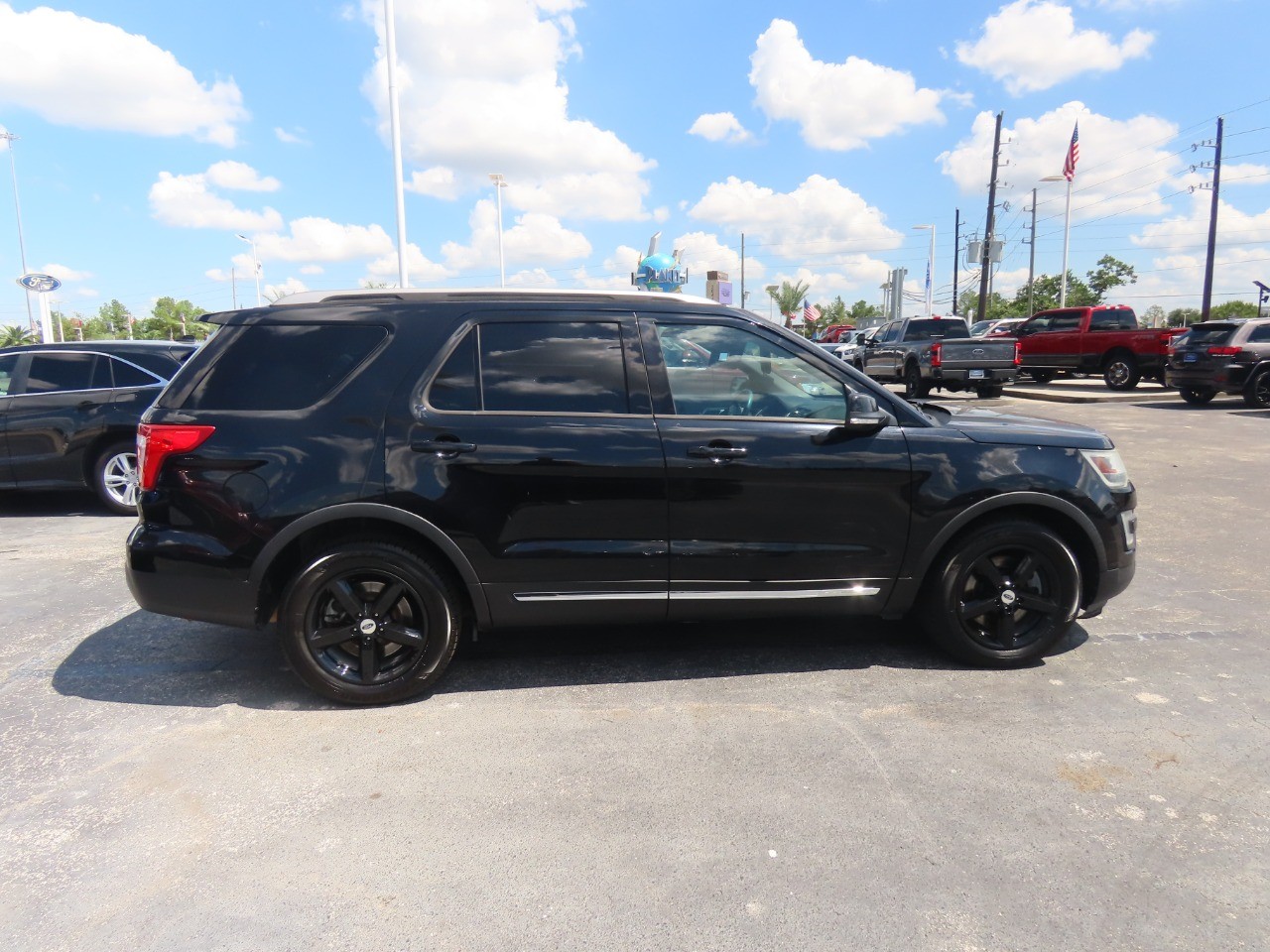 used 2016 Ford Explorer car, priced at $9,999