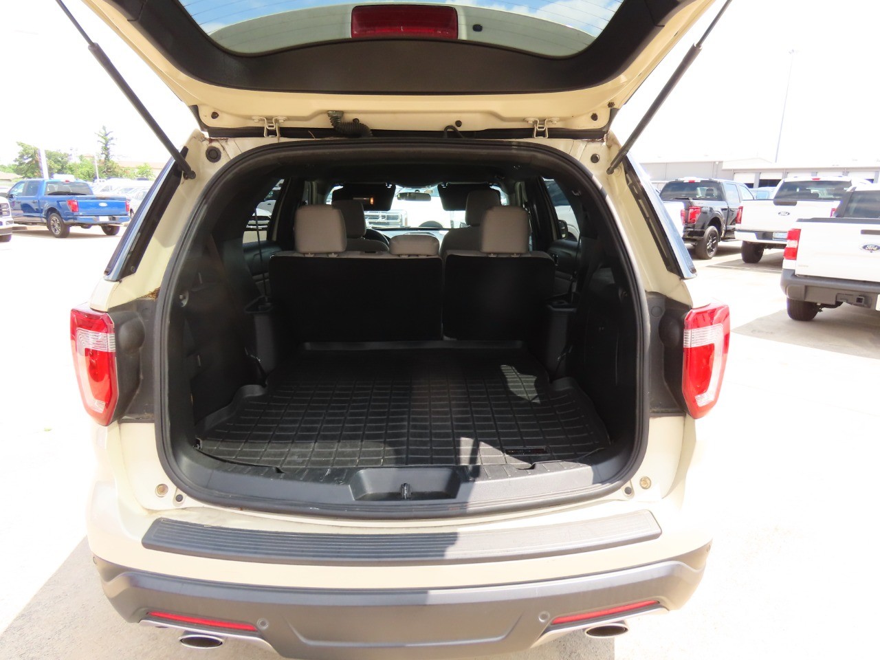 used 2018 Ford Explorer car, priced at $19,999