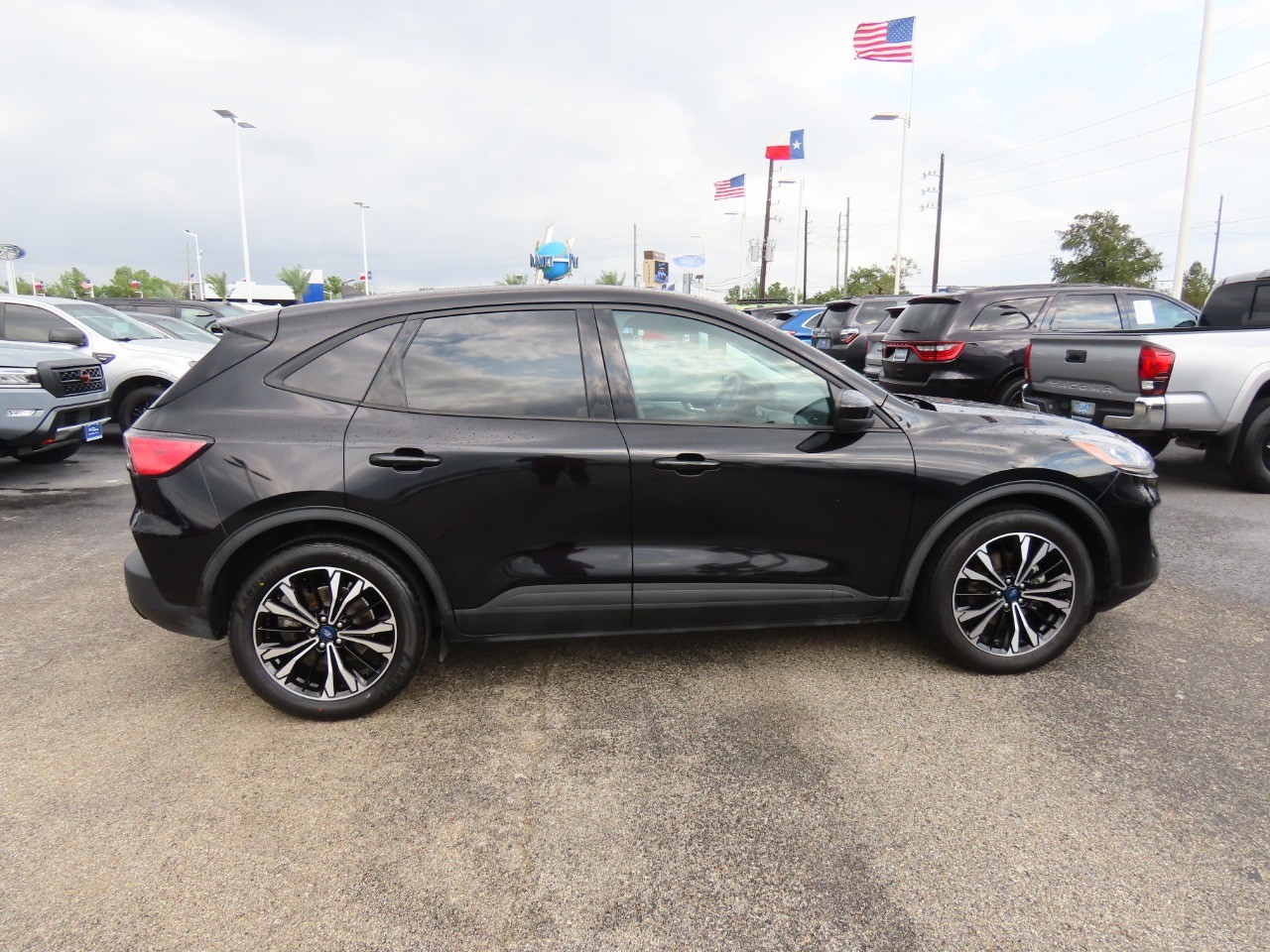 used 2021 Ford Escape car, priced at $17,999