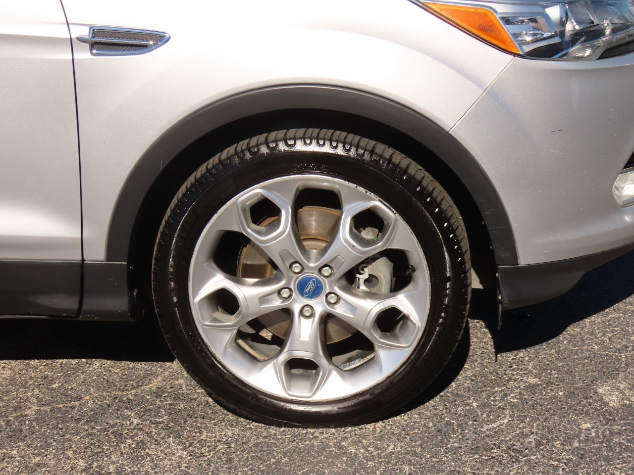 used 2013 Ford Escape car, priced at $9,999