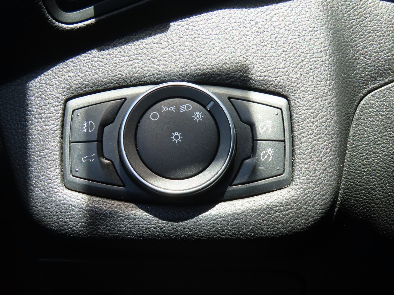 used 2018 Ford Escape car, priced at $11,999