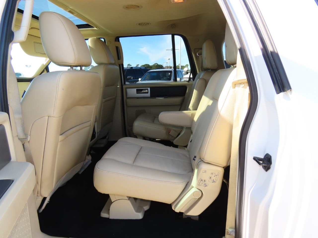 used 2015 Ford Expedition EL car, priced at $14,999