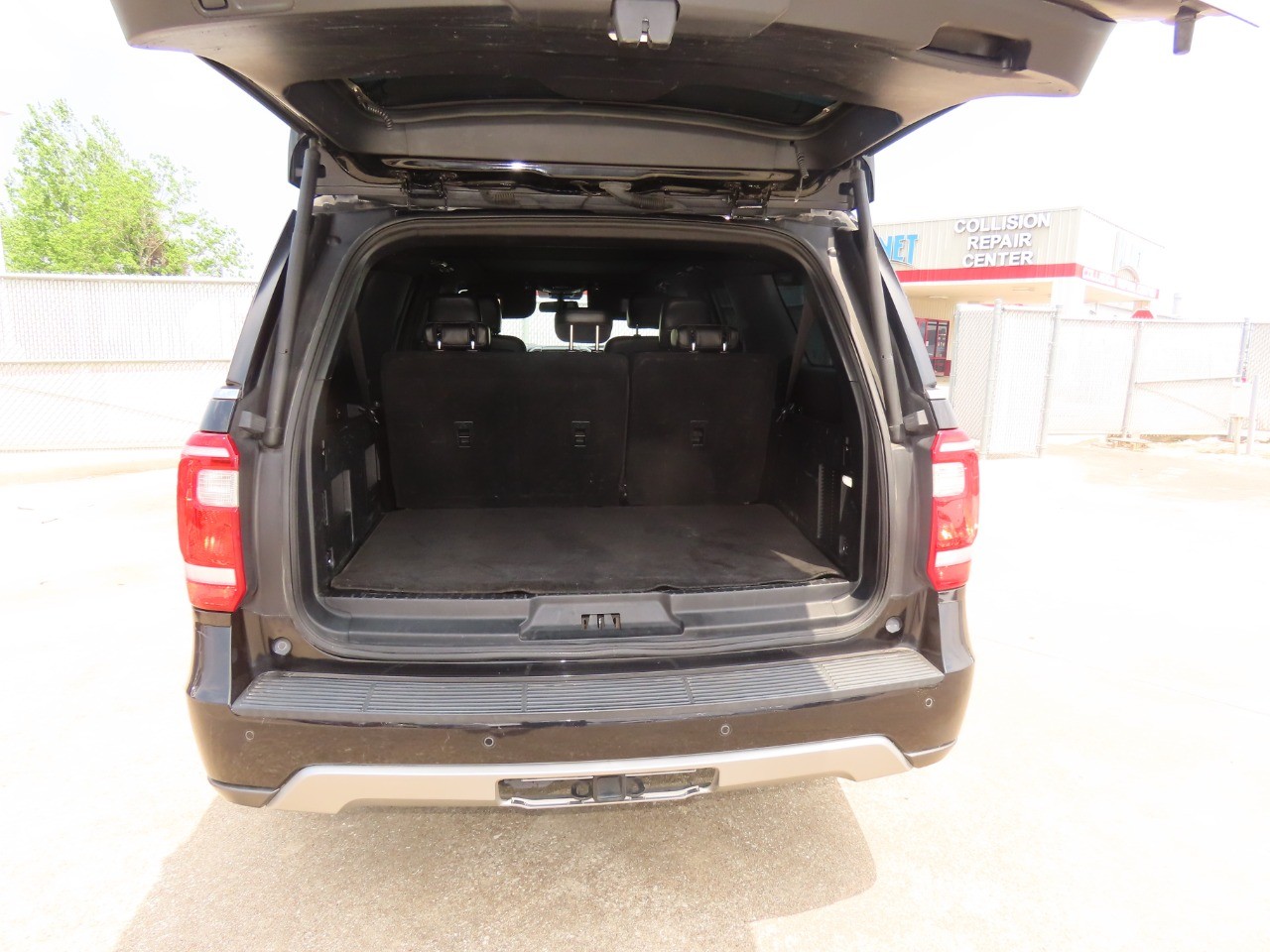 used 2020 Ford Expedition Max car, priced at $24,999