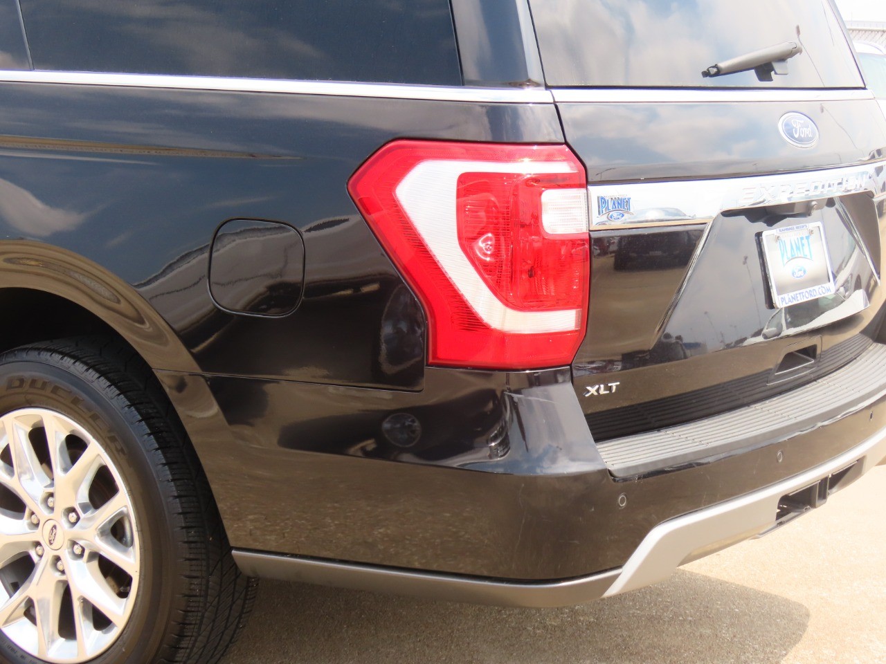 used 2020 Ford Expedition Max car, priced at $24,999