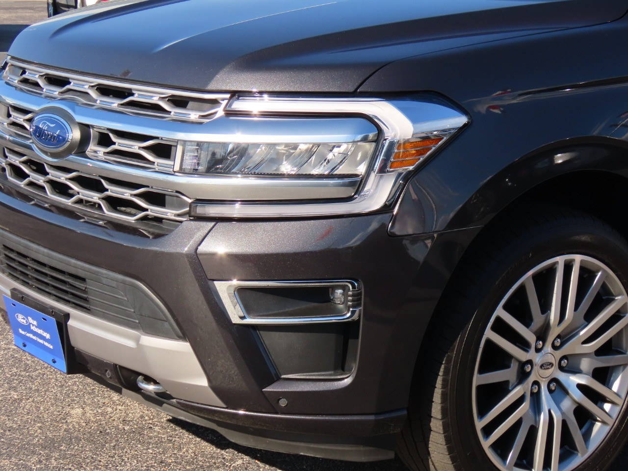 used 2022 Ford Expedition Max car, priced at $57,999