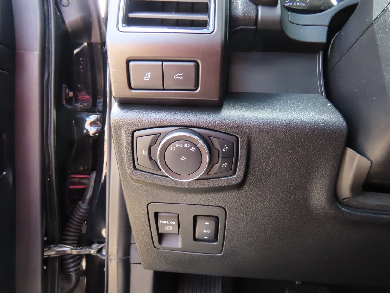 used 2019 Ford Expedition Max car, priced at $21,999