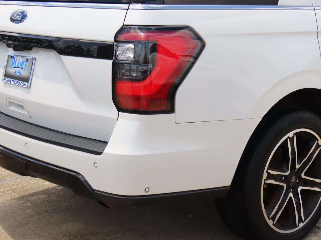 used 2020 Ford Expedition car, priced at $29,999