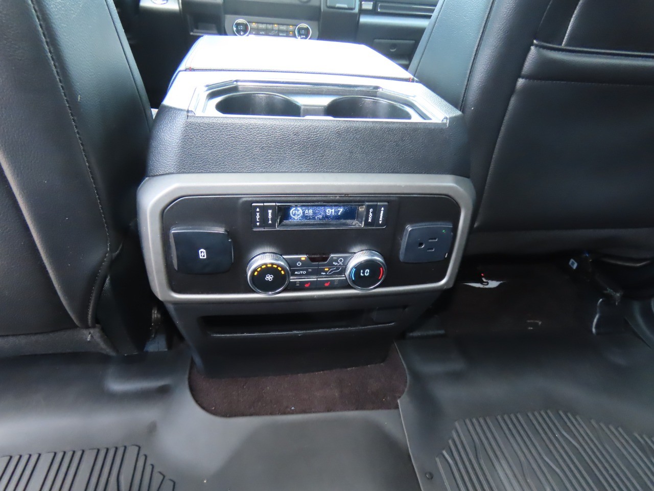 used 2020 Ford Expedition car, priced at $29,999