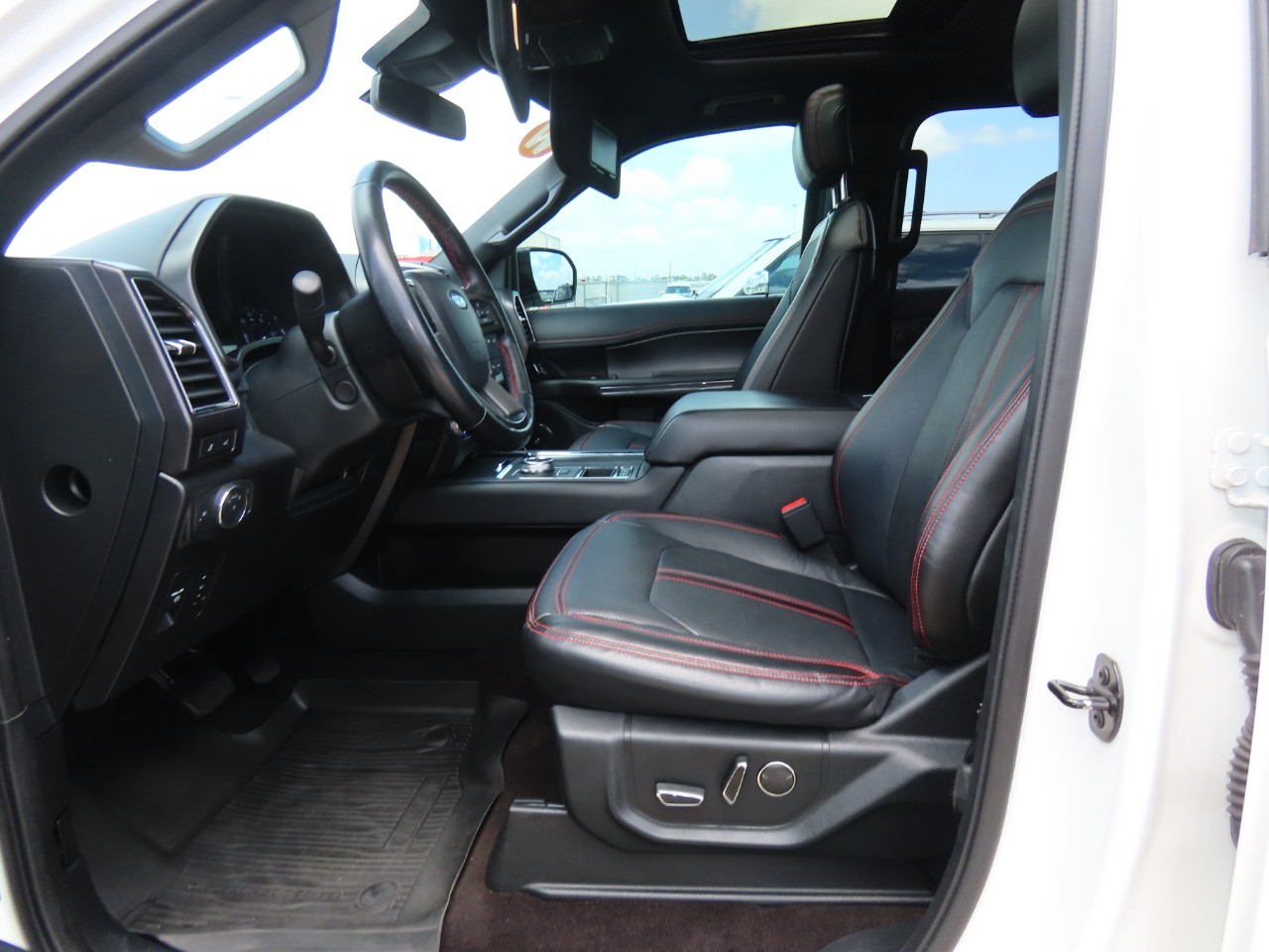 used 2020 Ford Expedition car, priced at $29,999