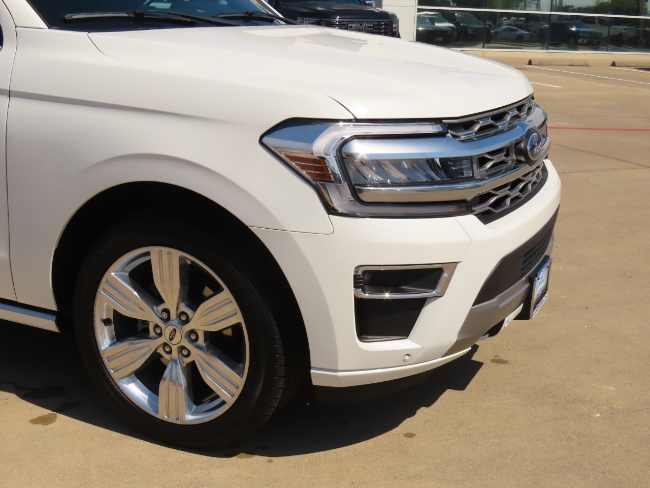 used 2023 Ford Expedition car, priced at $53,999