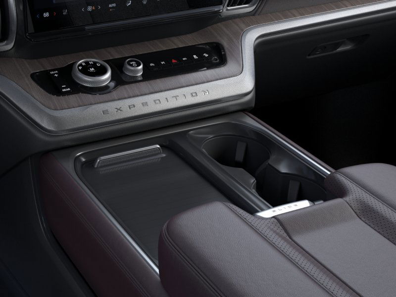 new 2025 Ford Expedition car, priced at $89,995