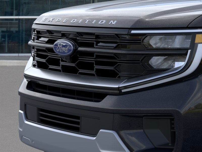 new 2025 Ford Expedition car, priced at $89,995
