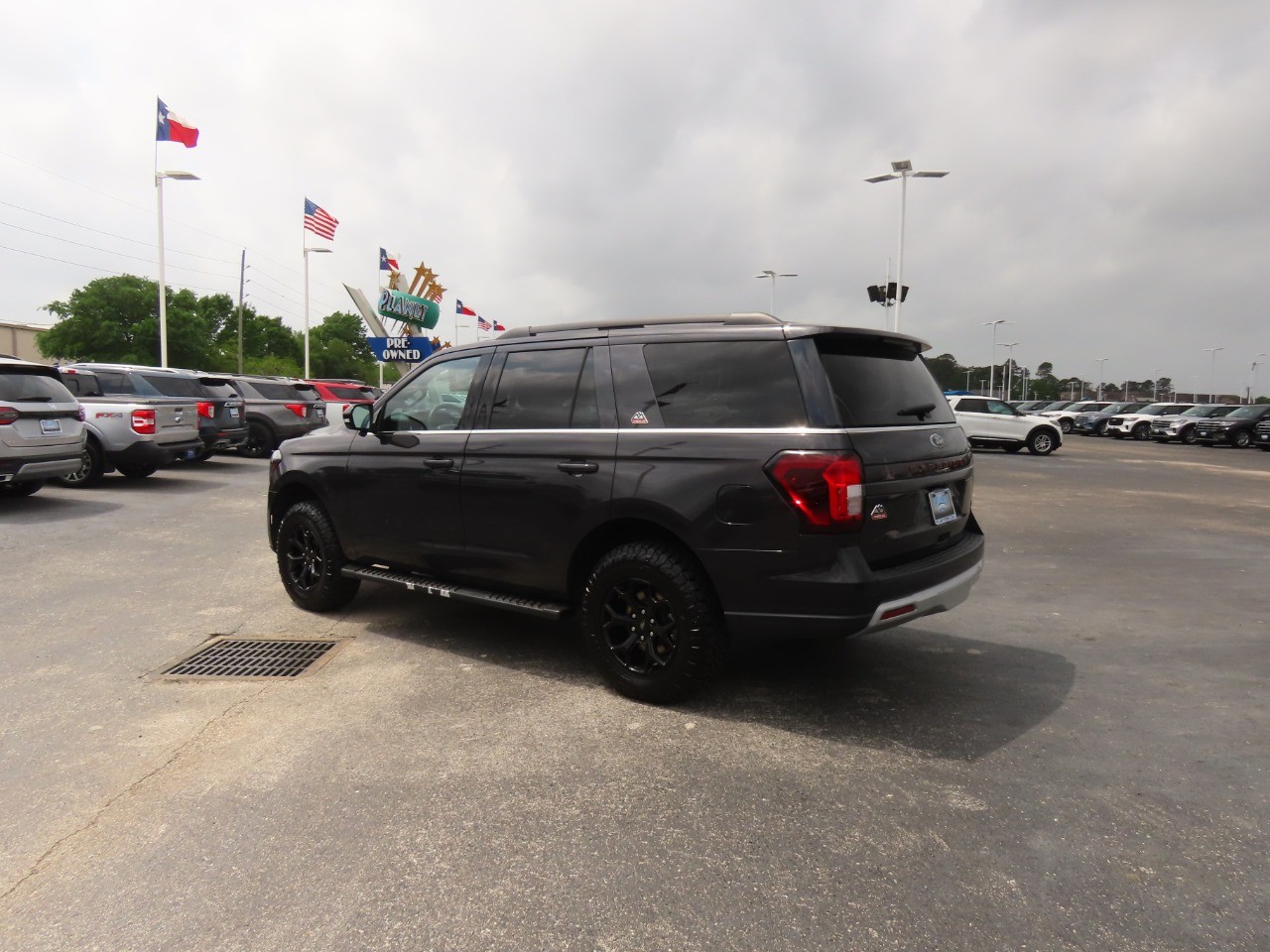 used 2022 Ford Expedition car, priced at $49,999