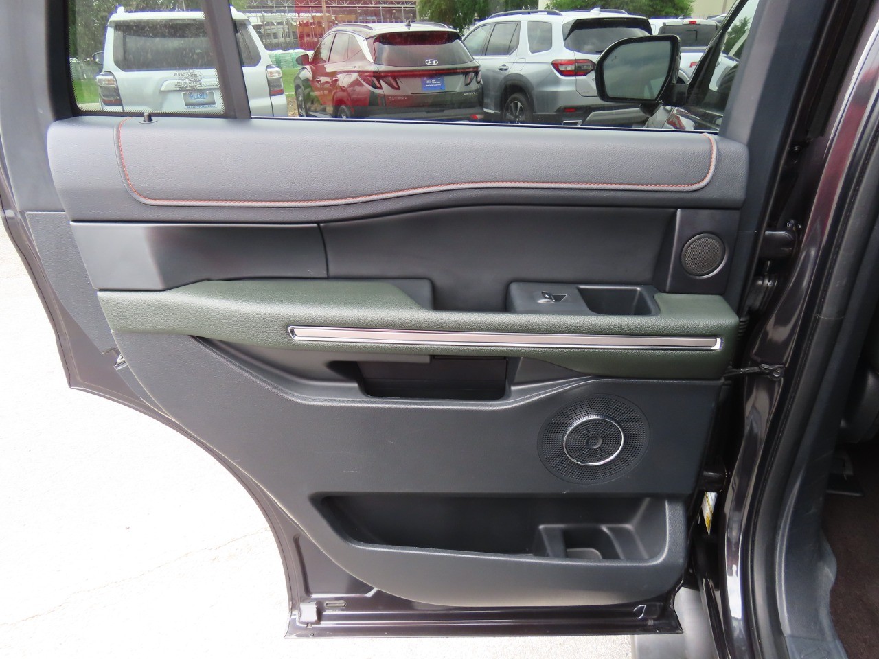 used 2022 Ford Expedition car, priced at $49,999