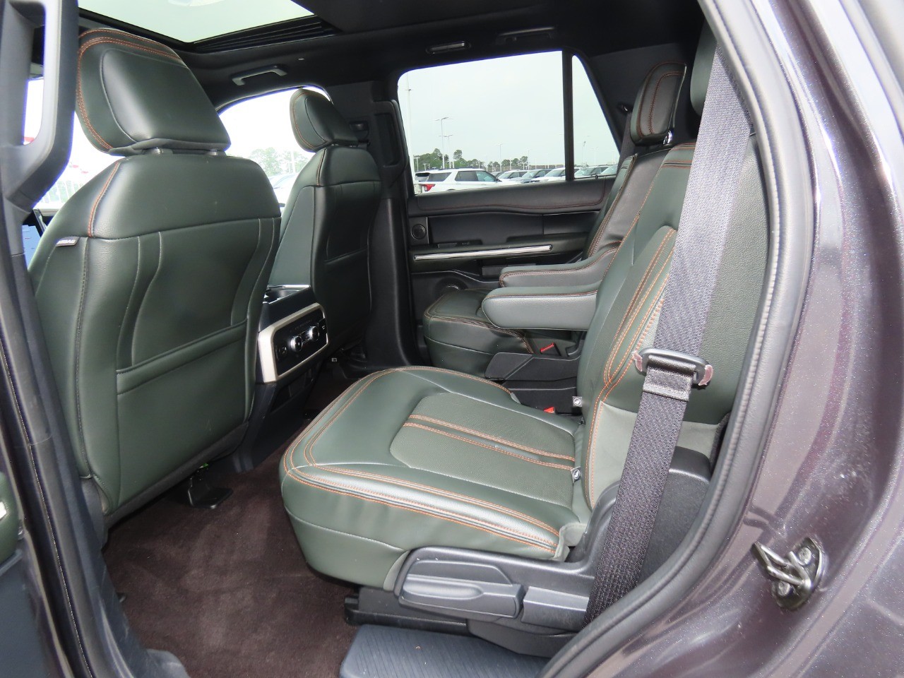 used 2022 Ford Expedition car, priced at $49,999