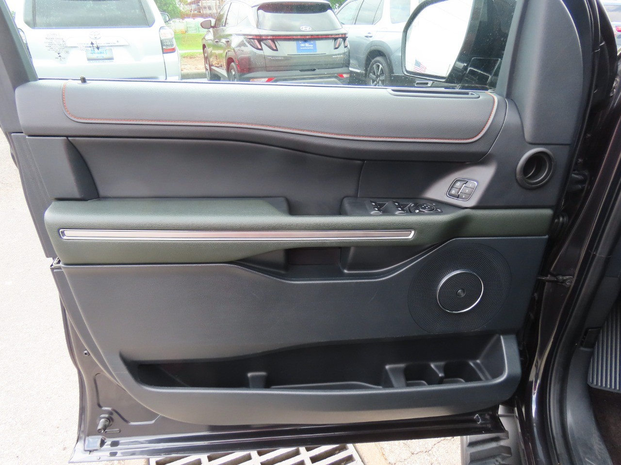 used 2022 Ford Expedition car, priced at $49,999