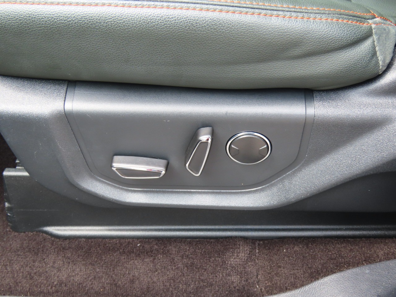 used 2022 Ford Expedition car, priced at $49,999