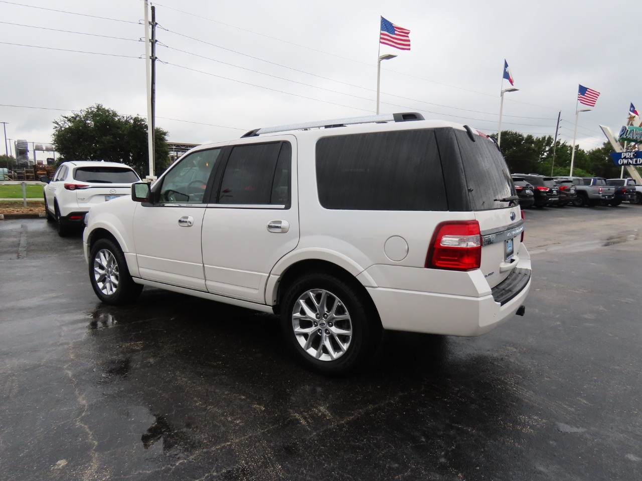 used 2017 Ford Expedition car