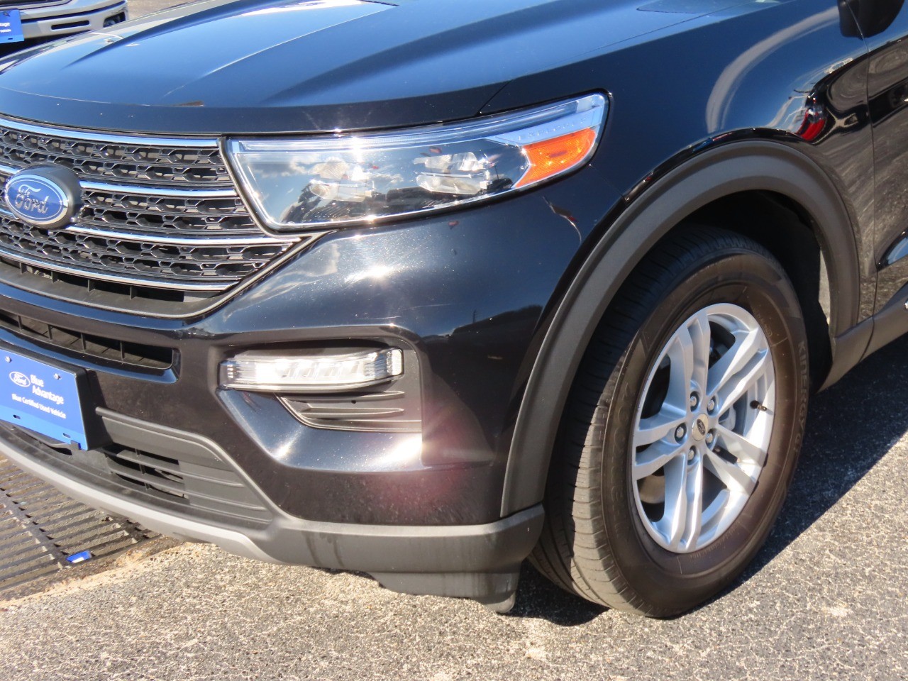 used 2023 Ford Explorer car, priced at $31,999