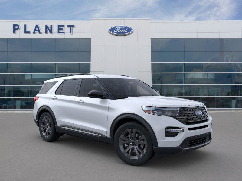 new 2024 Ford Explorer car, priced at $47,570