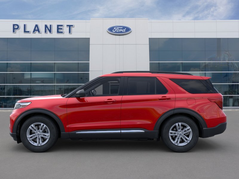 new 2024 Ford Explorer car, priced at $40,640