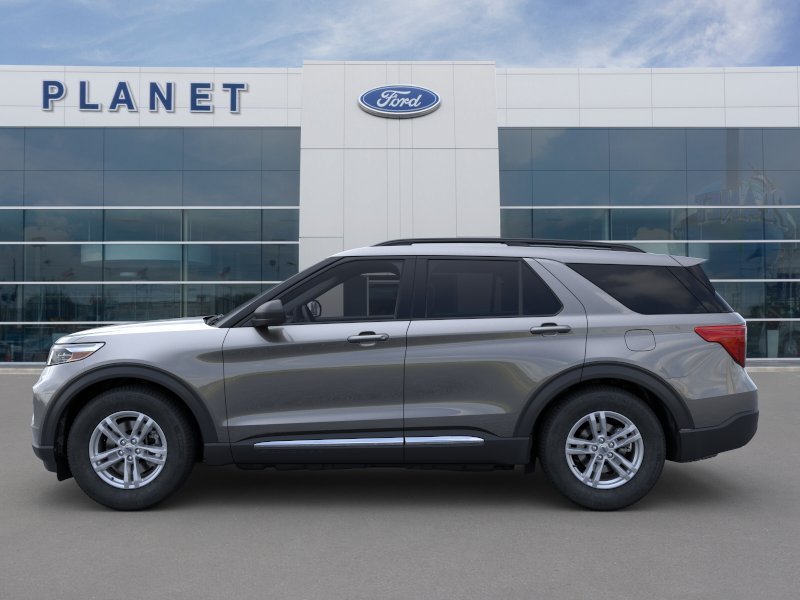 new 2024 Ford Explorer car, priced at $40,145