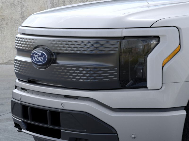 new 2025 Ford F-150 Lightning car