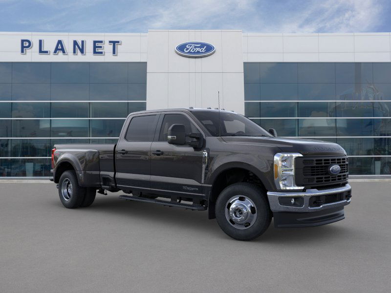 new 2024 Ford Super Duty F-350 DRW car, priced at $71,910