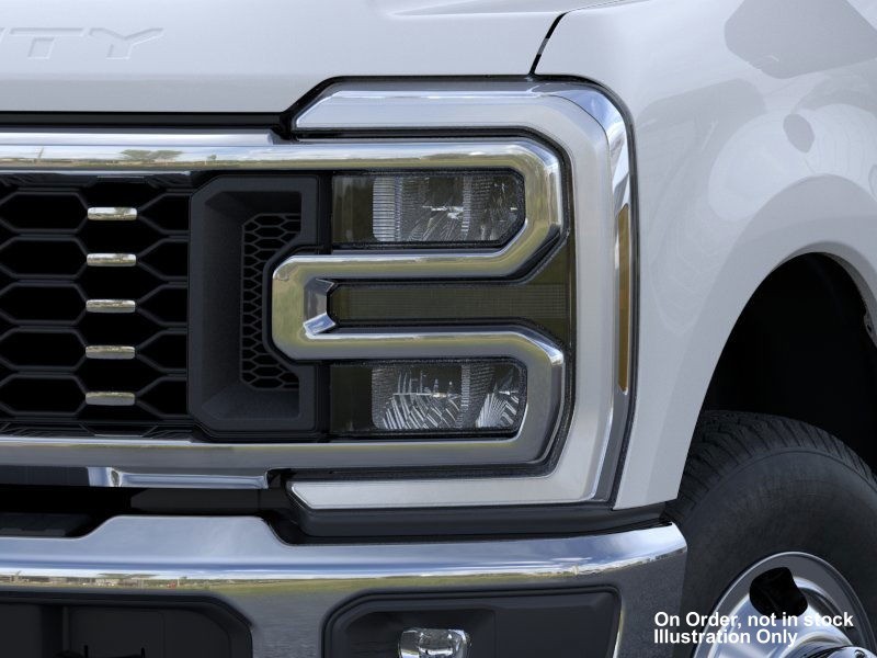 new 2025 Ford Super Duty F-350 DRW car