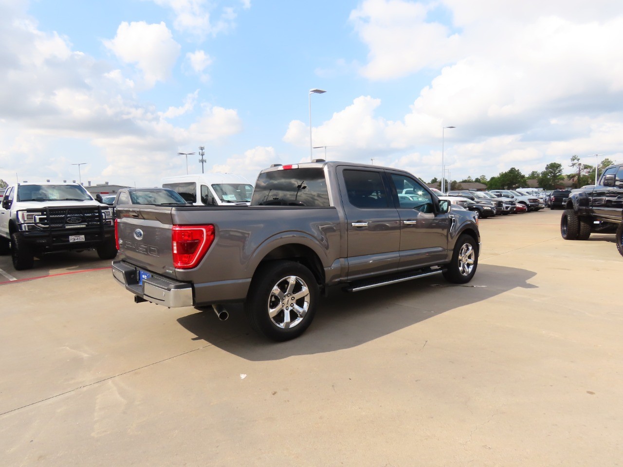 used 2021 Ford F-150 car, priced at $33,999