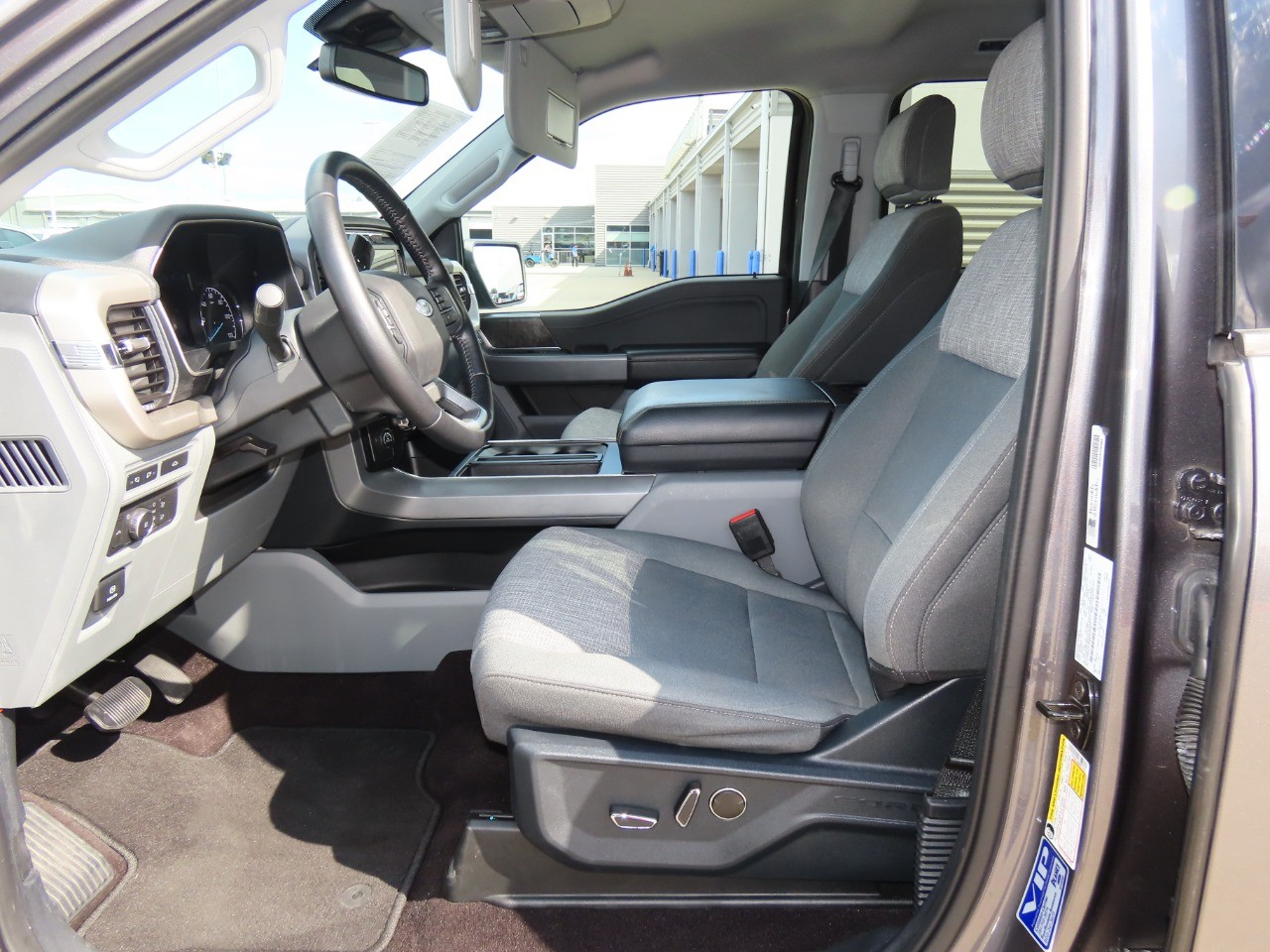 used 2021 Ford F-150 car, priced at $33,999