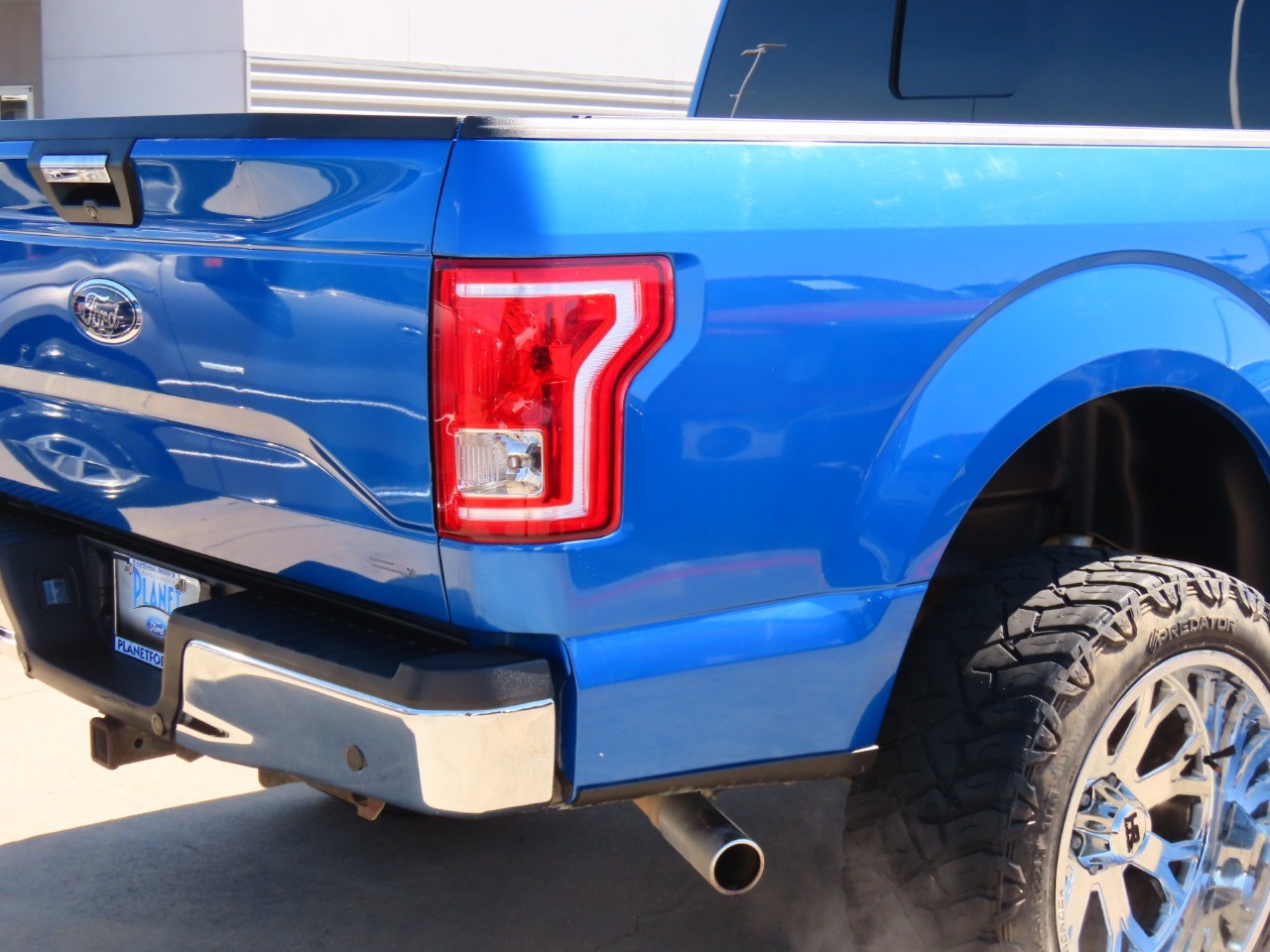 used 2015 Ford F-150 car, priced at $18,999