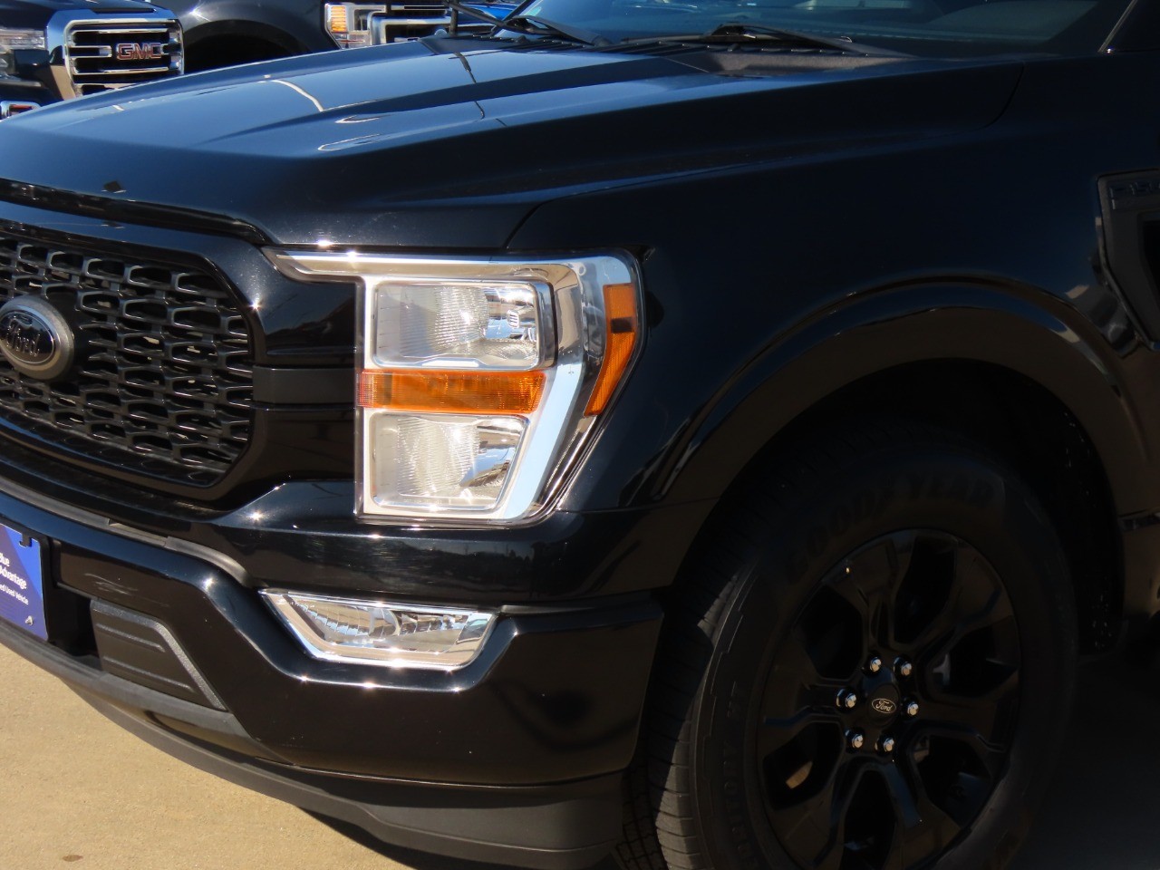 used 2022 Ford F-150 car, priced at $29,999