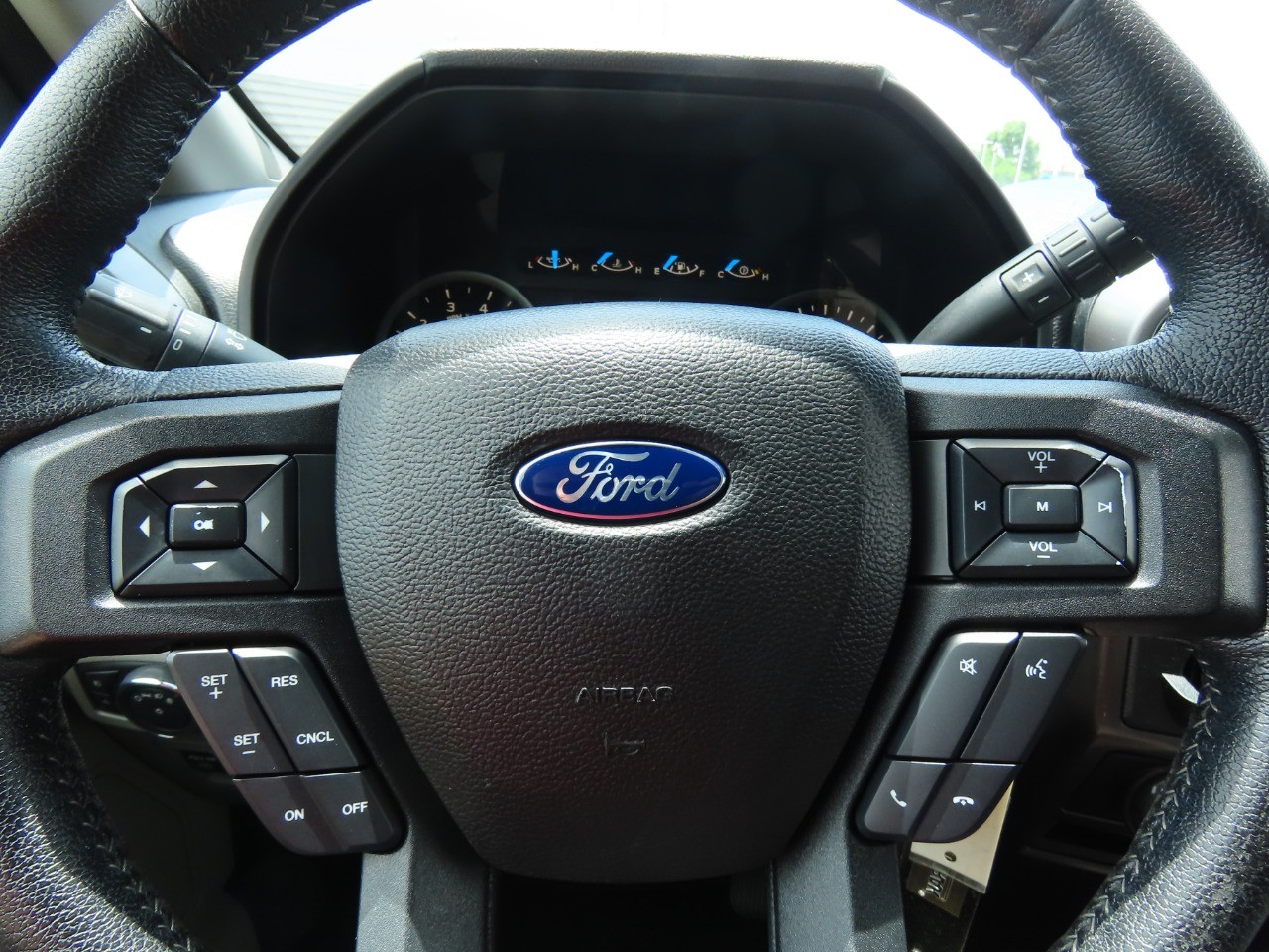 used 2016 Ford F-150 car, priced at $18,999