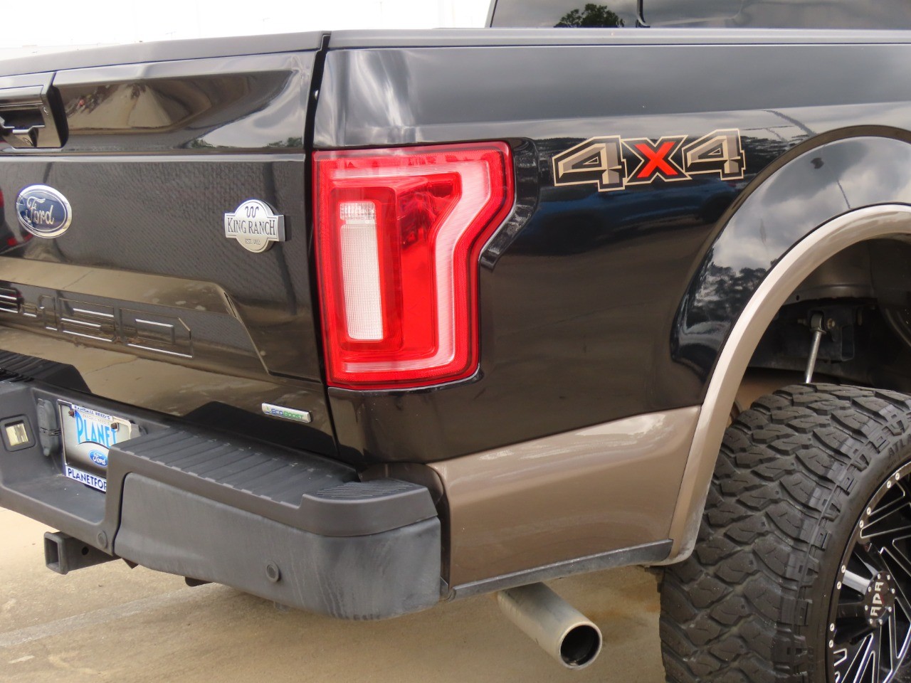 used 2019 Ford F-150 car, priced at $33,999