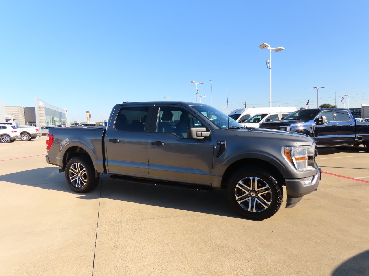 used 2021 Ford F-150 car, priced at $20,999