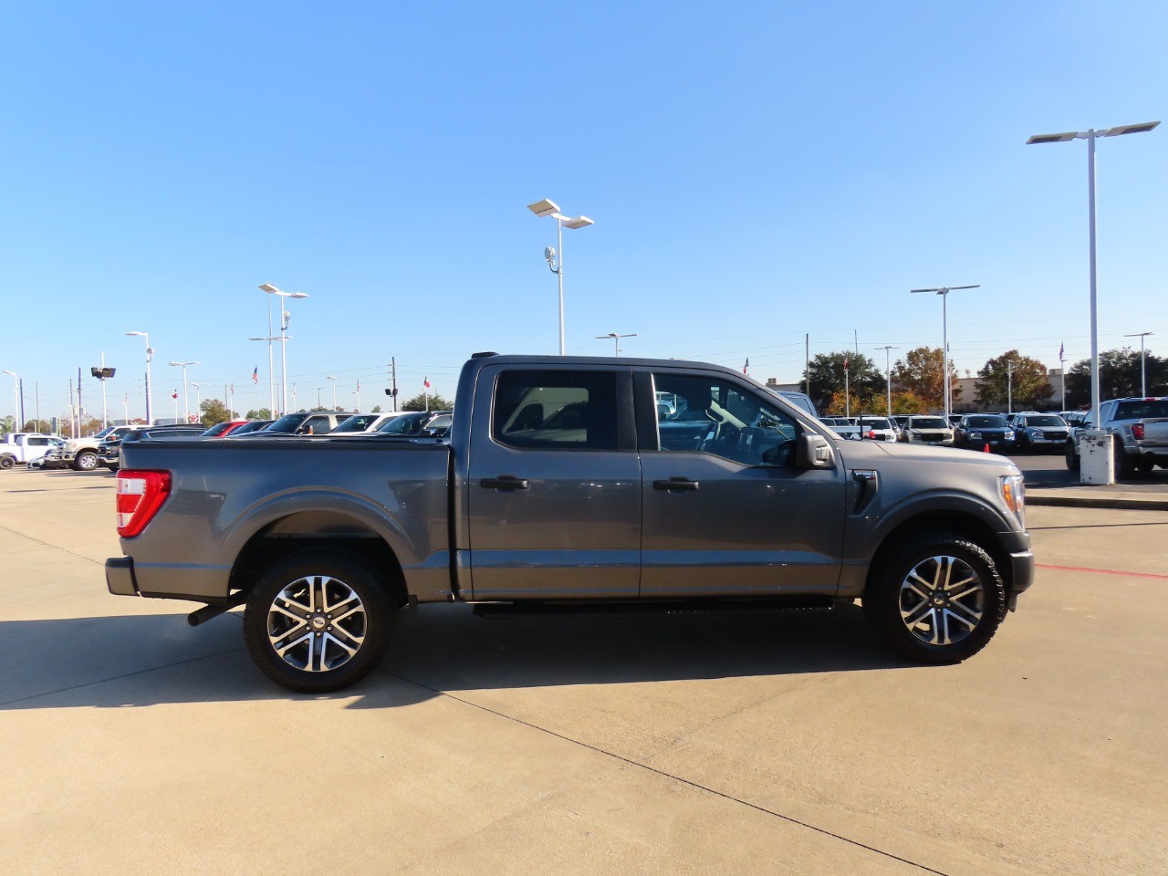 used 2021 Ford F-150 car, priced at $20,999