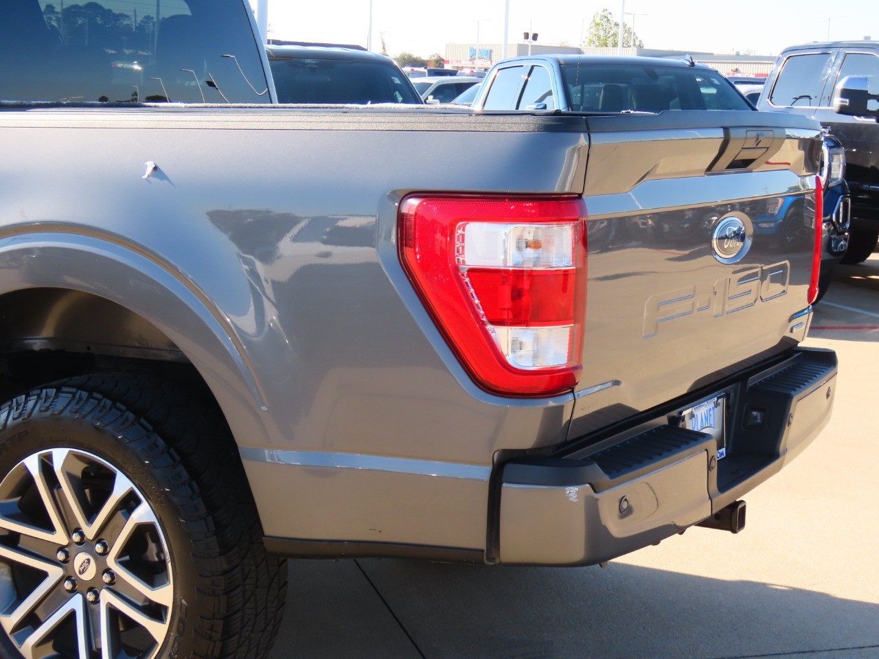 used 2021 Ford F-150 car, priced at $20,999