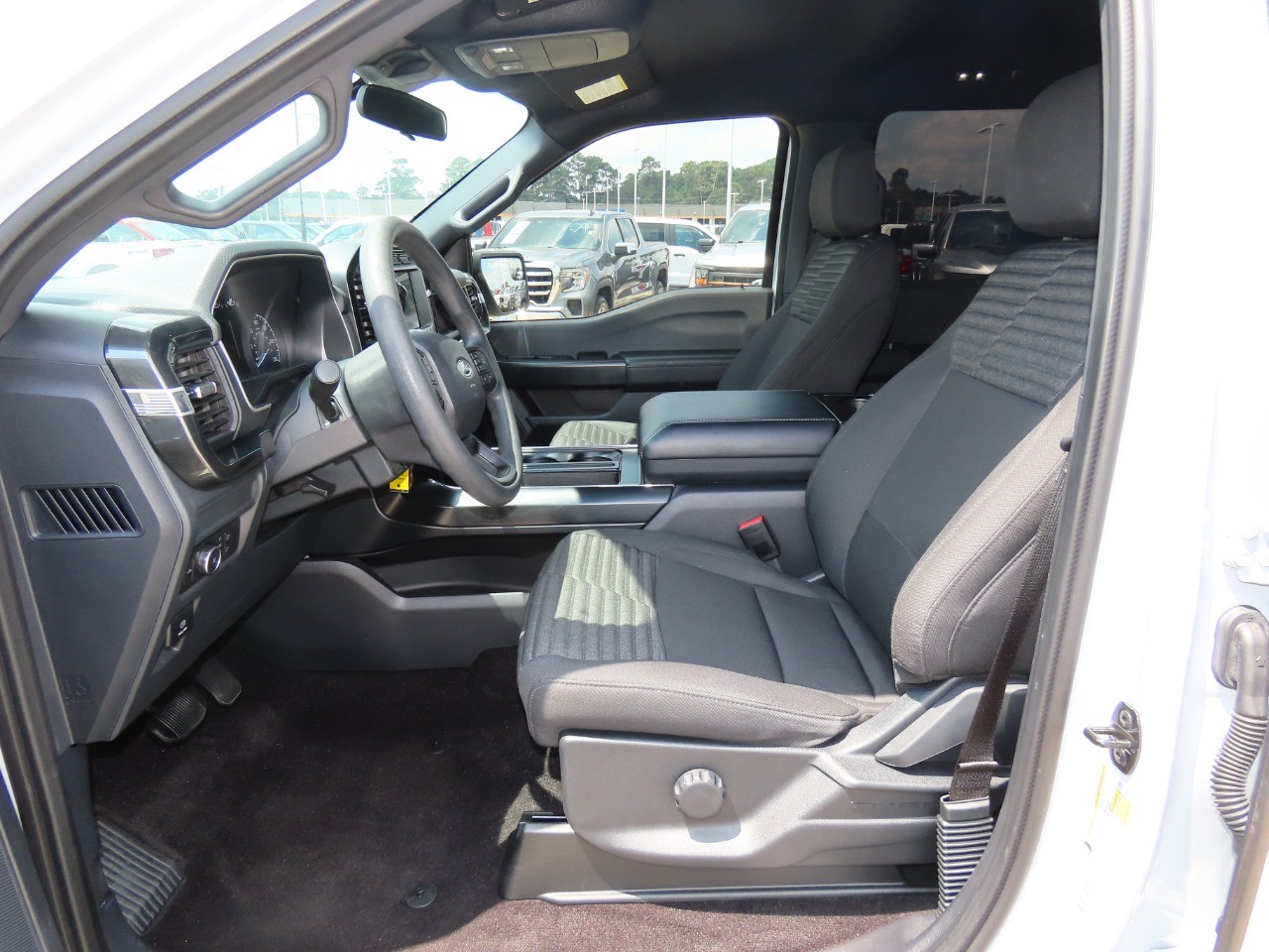 used 2022 Ford F-150 car, priced at $36,999