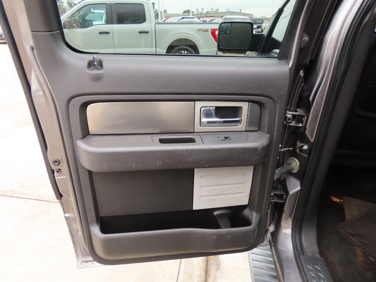 used 2014 Ford F-150 car, priced at $12,999