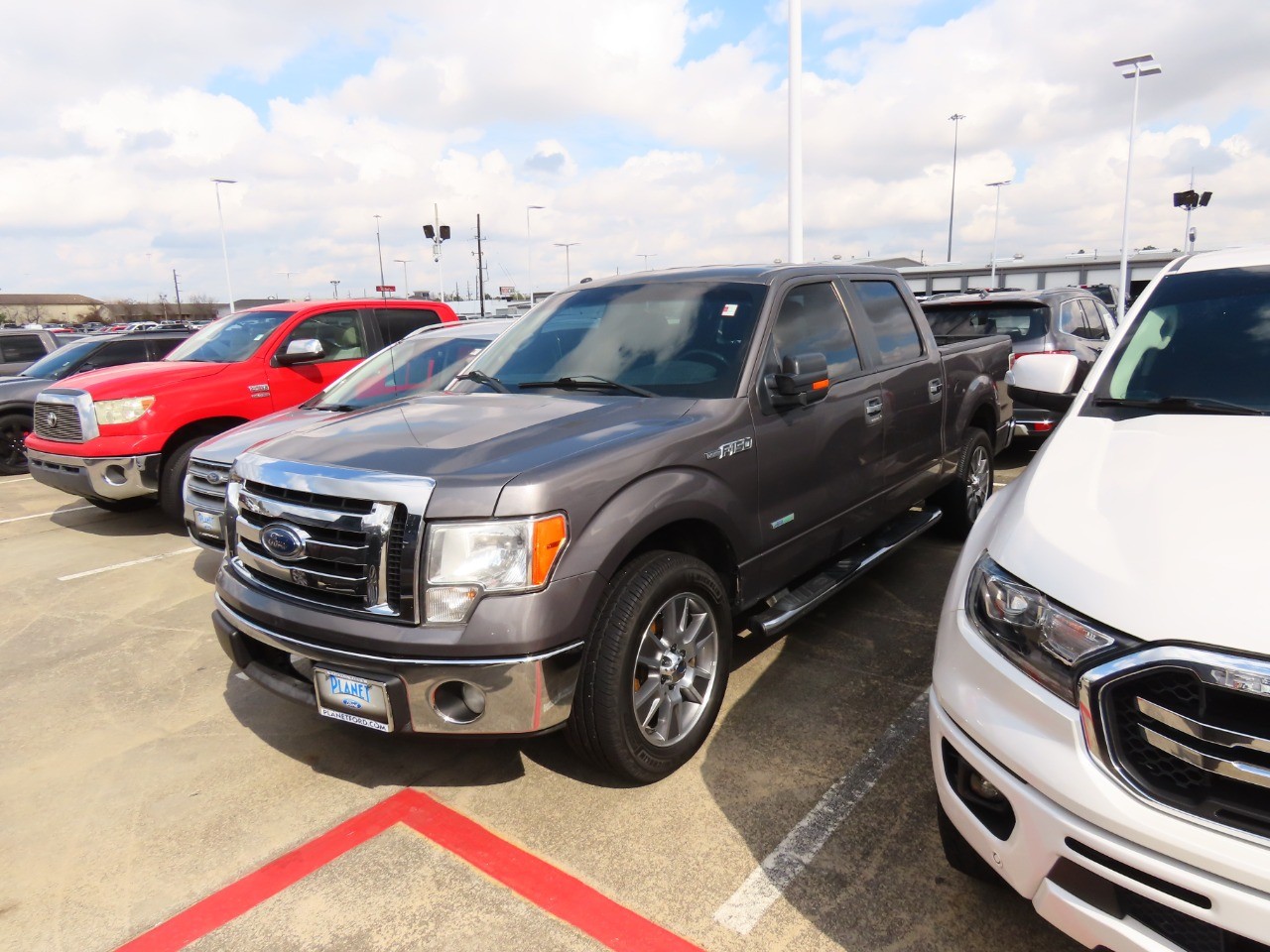 used 2013 Ford F-150 car, priced at $8,999