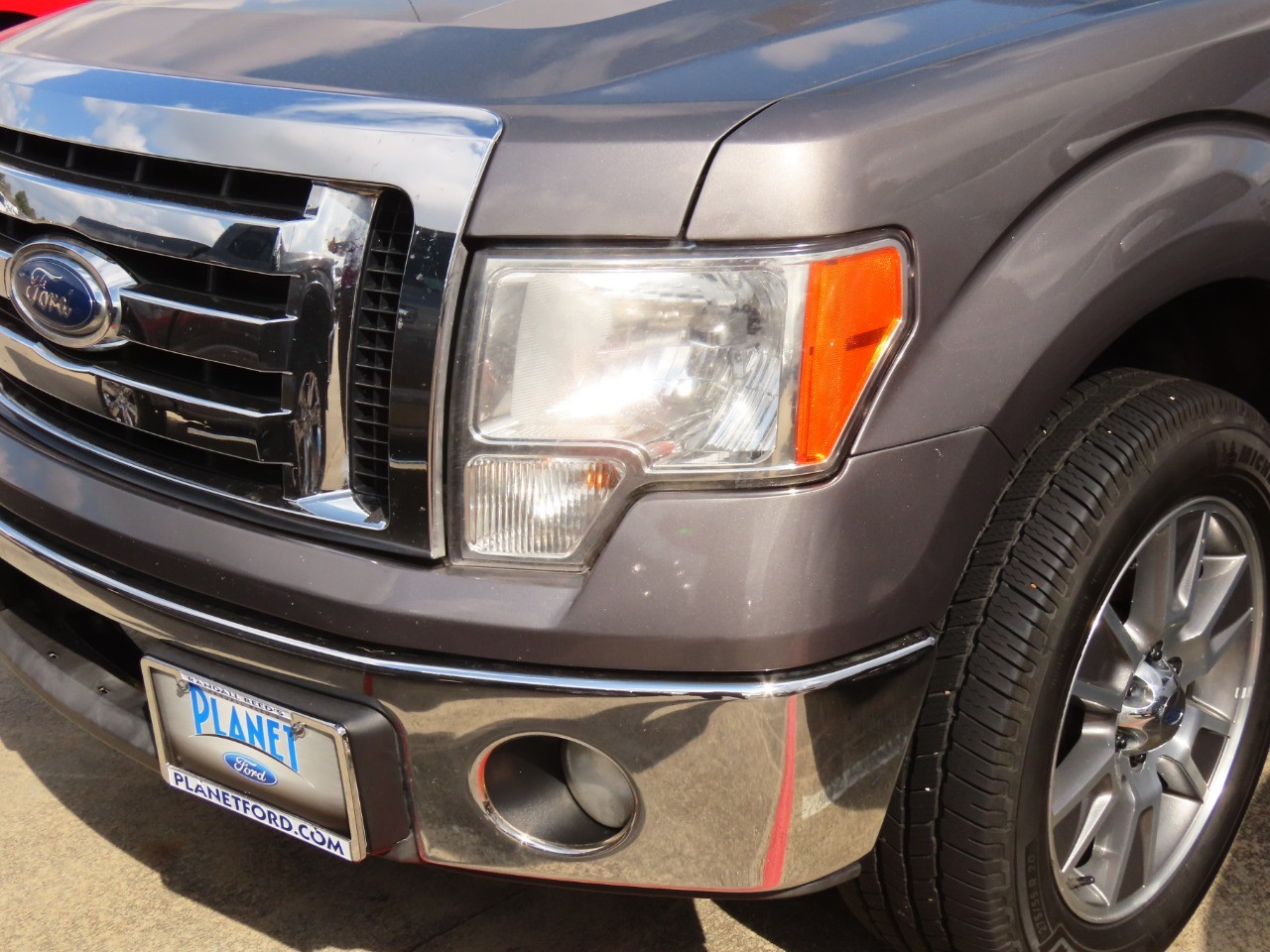 used 2013 Ford F-150 car, priced at $8,999