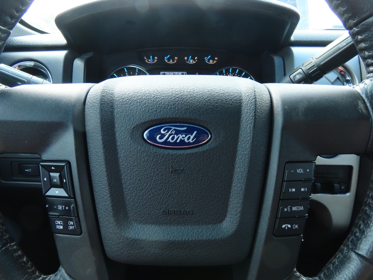 used 2013 Ford F-150 car, priced at $8,999