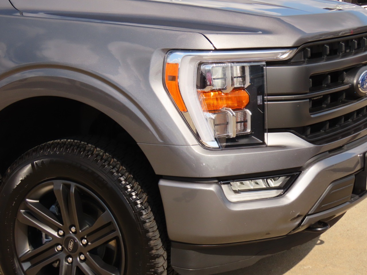 used 2022 Ford F-150 car, priced at $39,999