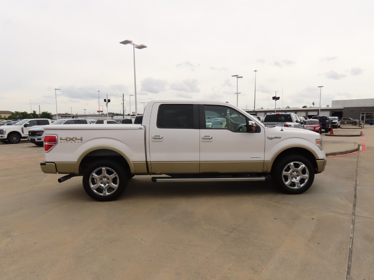 used 2013 Ford F-150 car, priced at $15,999