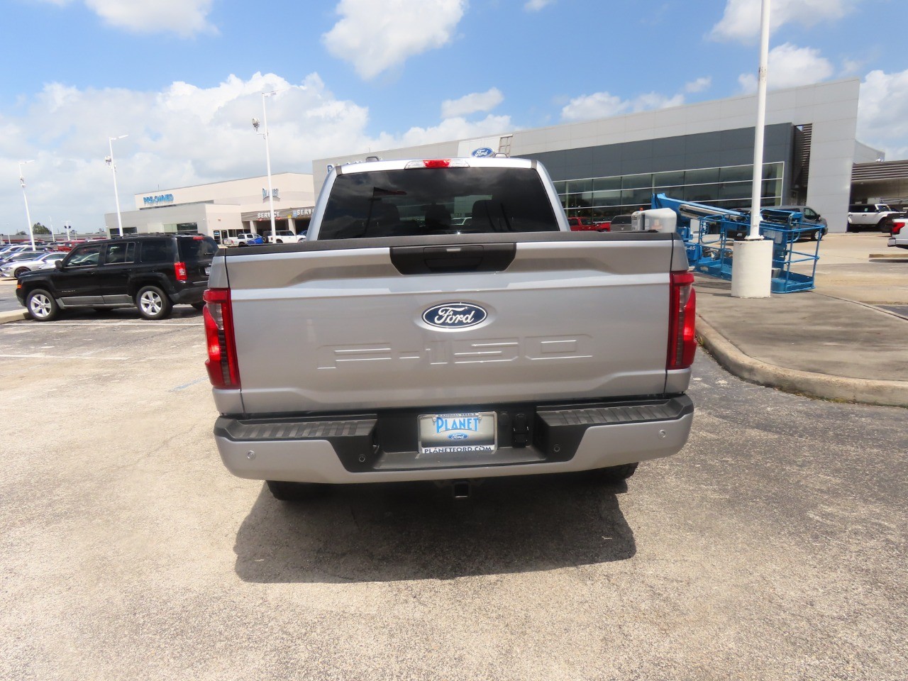 new 2024 Ford F-150 car, priced at $61,595