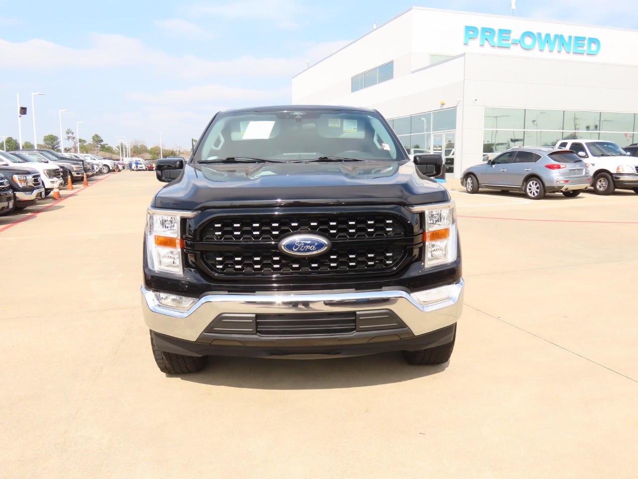 used 2021 Ford F-150 car, priced at $25,999